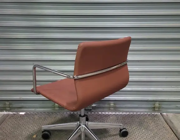 Chaise de réunion cuir marron Diemme DESIR 5 - OCCASION – Image 3