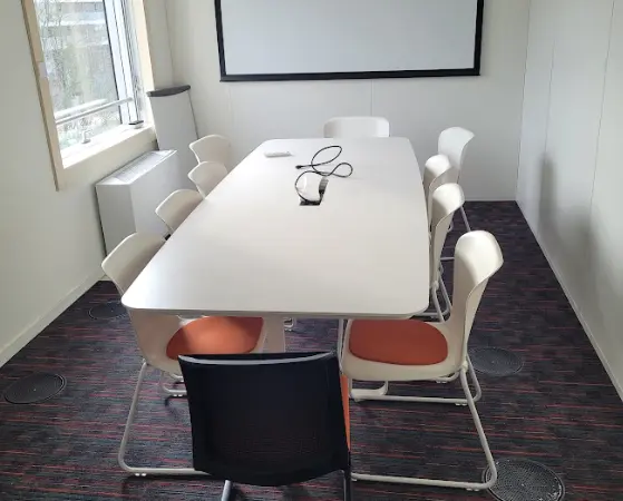 Table de réunion blanche WeMeet 280 x110 cm MEDINA - OCCASION – Image 2