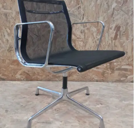 Chaise Charles & Ray Eames EA108 Aluminium Chair VITRA - OCCASION – Image 2