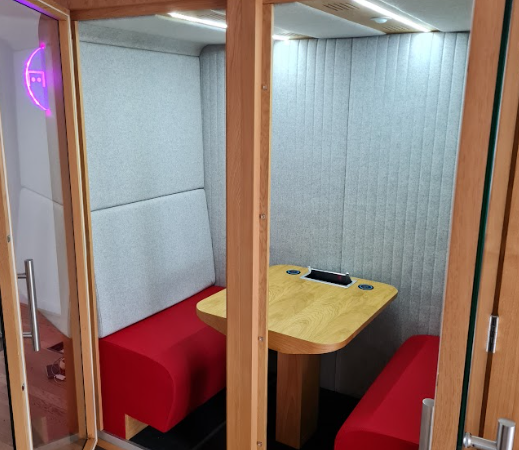 Cabine acoustique duo SBS bois/assise rouge - OCCASION – Image 4