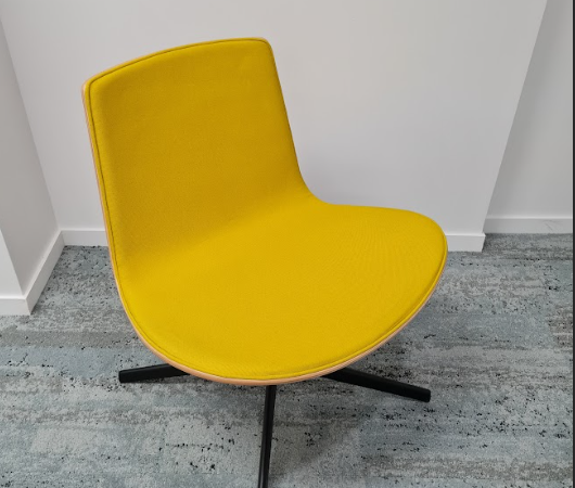 Fauteuil design Lottus Lounge jaune SENSE - OCCASION – Image 3