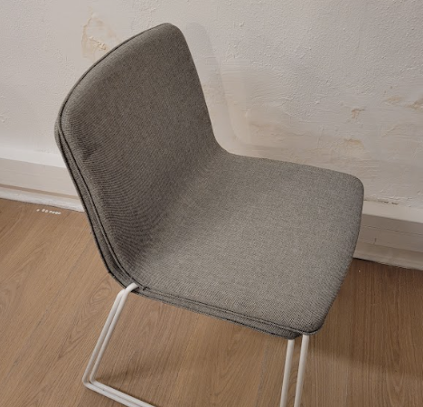 Chaise empilable en tissus gris DESIR 6 - OCCASION – Image 2