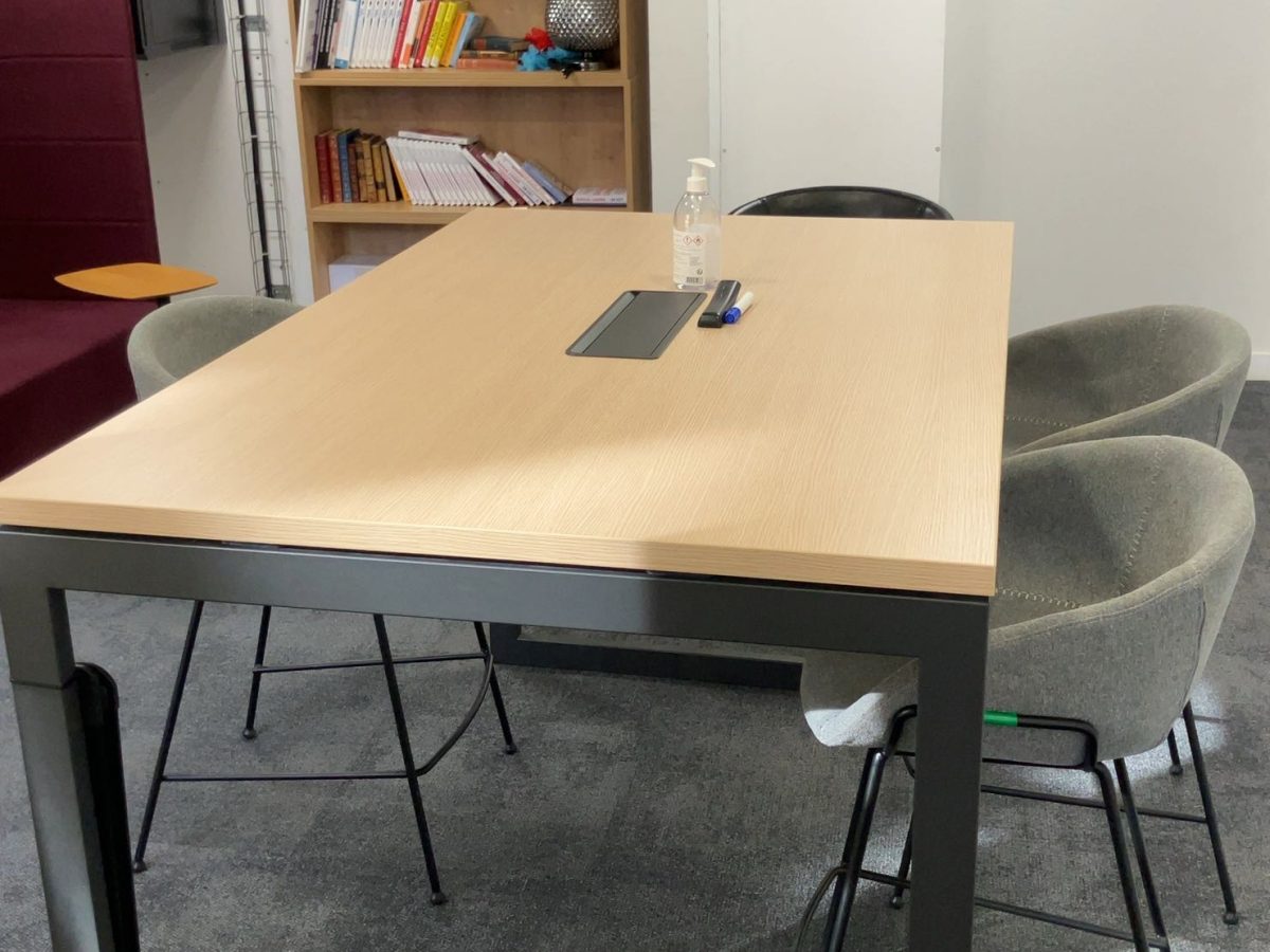 Table mi-haute (lounge) de réunion 160x100 JOBI - OCCASION – Image 3