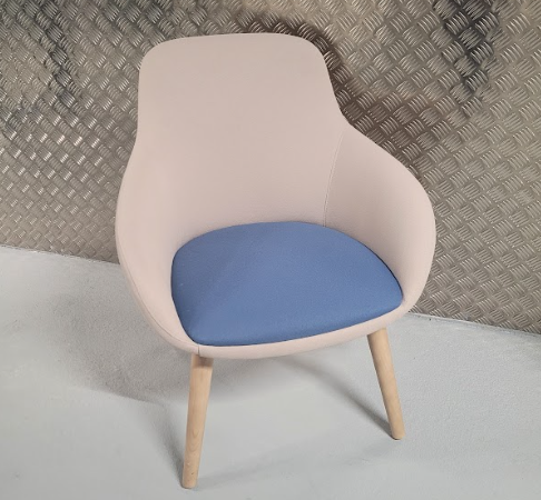 Chauffeuse Sokoa Eneka beige assise bleue AVIRON - OCCASION – Image 4