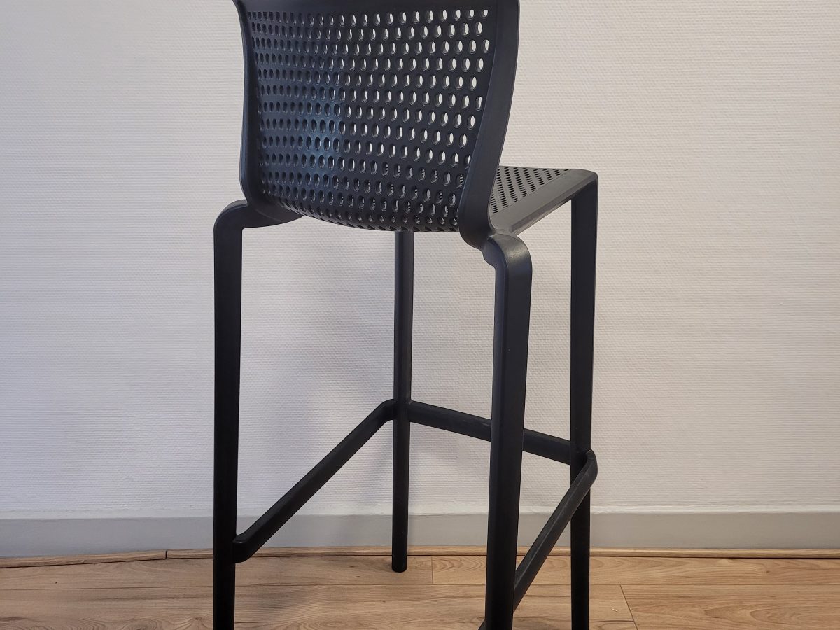 Chaise haute empilable DOCKER DISQUE noire - OCCASION – Image 5