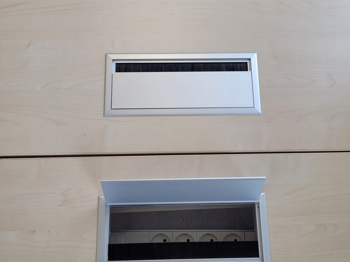 Bureau individuel Kinnarps GRETA 140x80 cm - OCCASION – Image 4